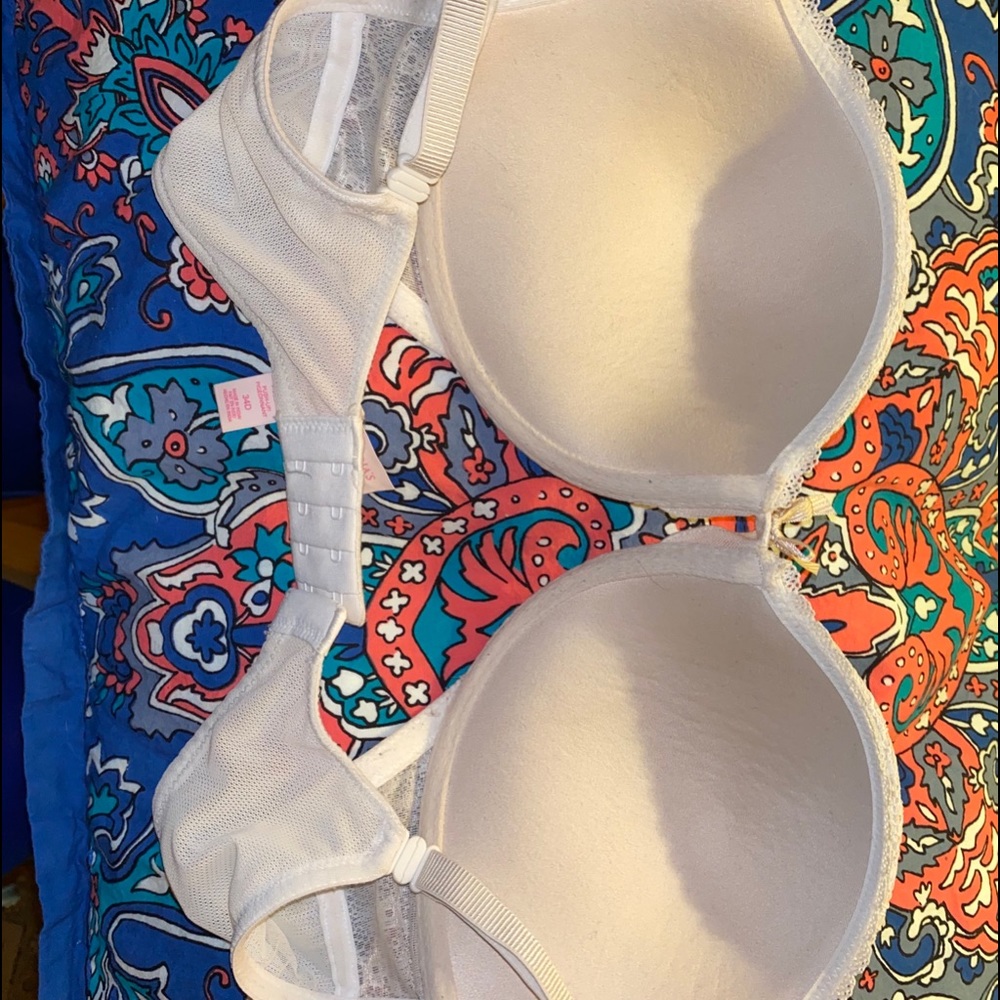 Body by Victoria Push Up Bra - Picture 2 of 4